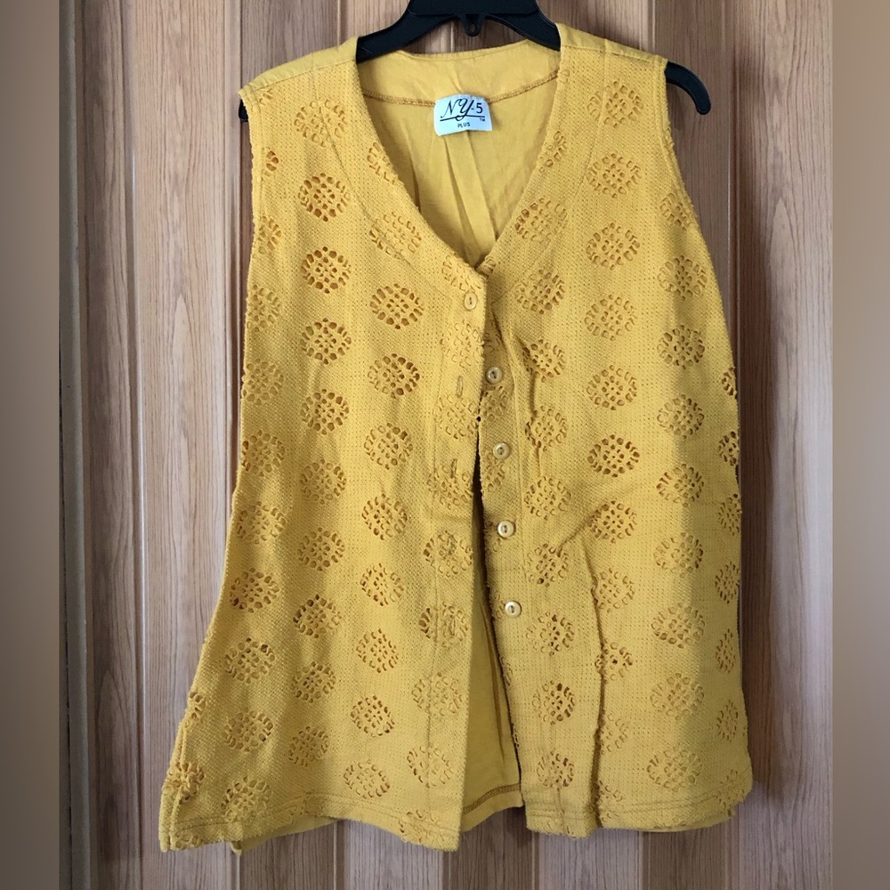 NY-5 top with lace
